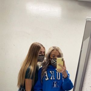 Meet your Posher, Lisa